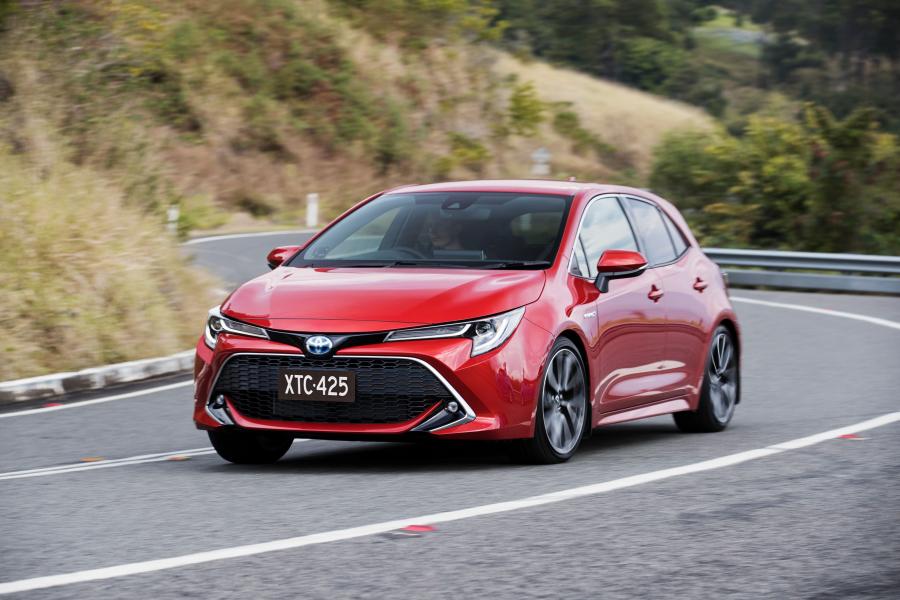  Toyota Corolla ZR Hybrid 2018 года  (AU) (фото 21 из 30)